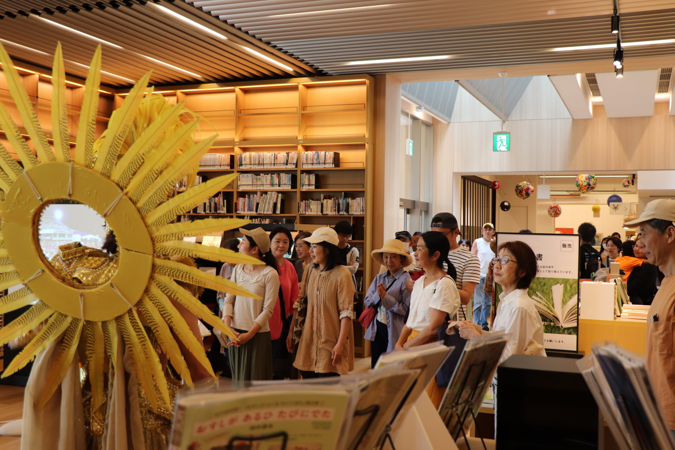 ２日目「失敗は友だち」とことん挑戦！「マナブマベ展」不知火美術館