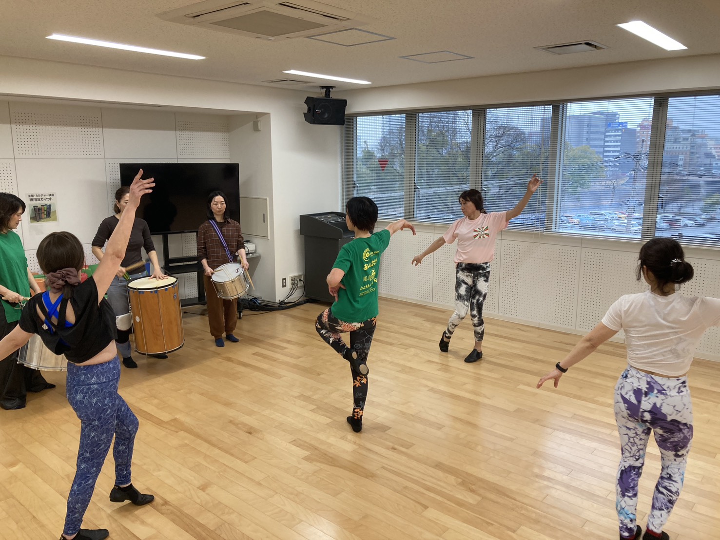 「女性が参加しやすいダンスレッスンの環境作り」とは？サンバレッスンのスタートクラス開催！